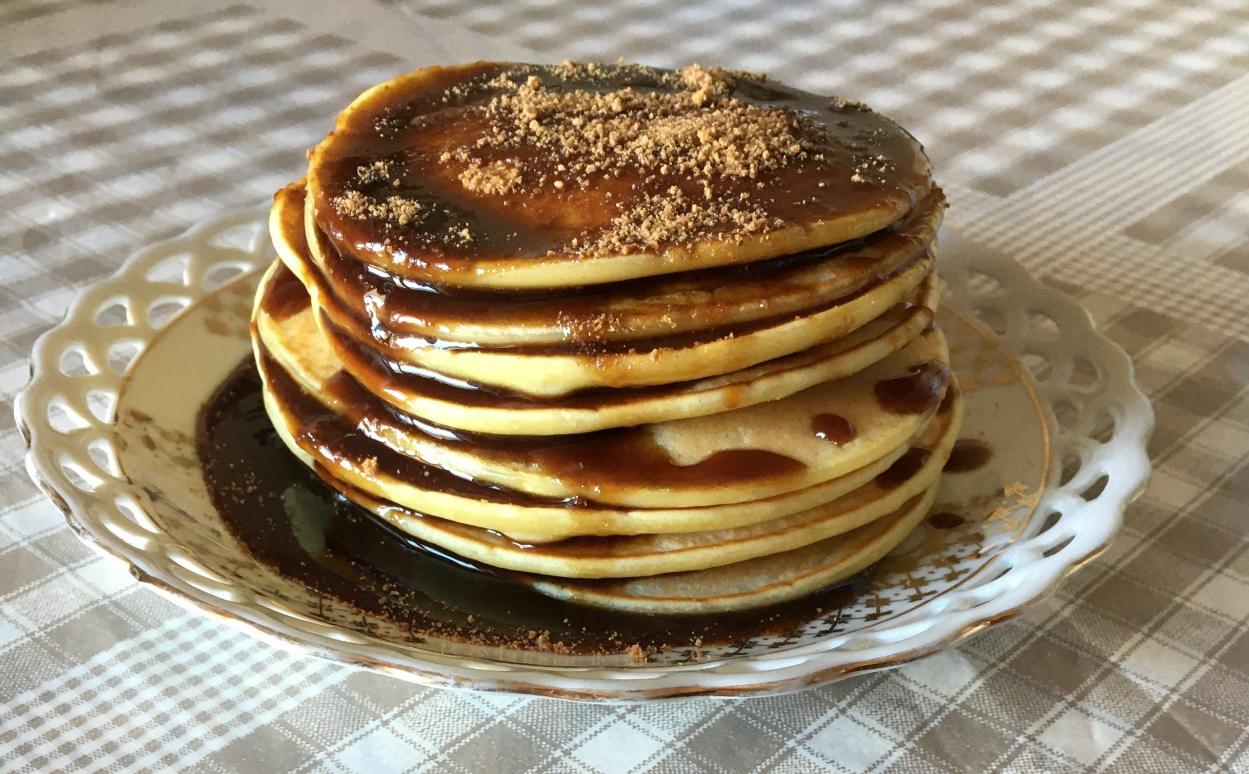 Scopri di più sull'articolo Pancake all’arancia della domenica